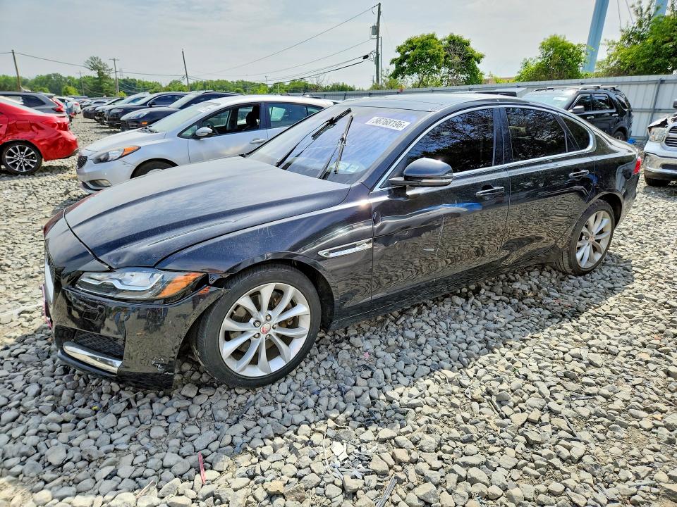 Aukcja sprzedaży 2017 Jaguar Xf, vin: SAJBJ4BN2HCY43165, numer aukcji: 56768196
