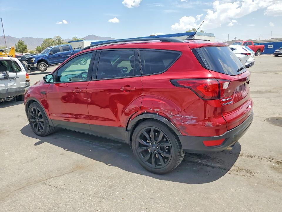 57924836 :رقم المزاد ، 1FMCU0GD4KUC52562 vin ، 2019 Ford Escape مزاد بيع