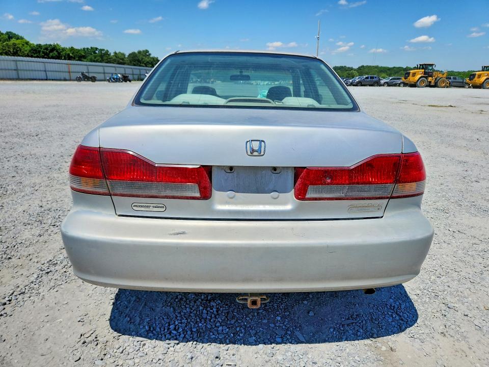 57684766 :رقم المزاد ، 1HGCG56752A119817 vin ، 2002 Honda Accord مزاد بيع