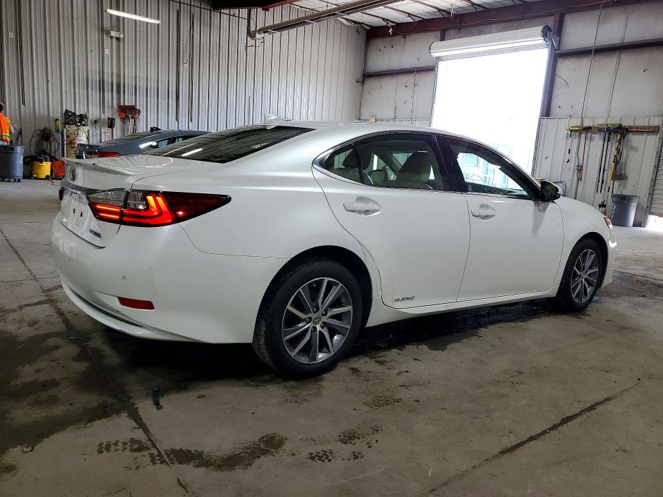 2016 Lexus Es მანქანა იყიდება აუქციონზე, vin: JTHBW1GG2G2108214, აუქციონის ნომერი: 57739766