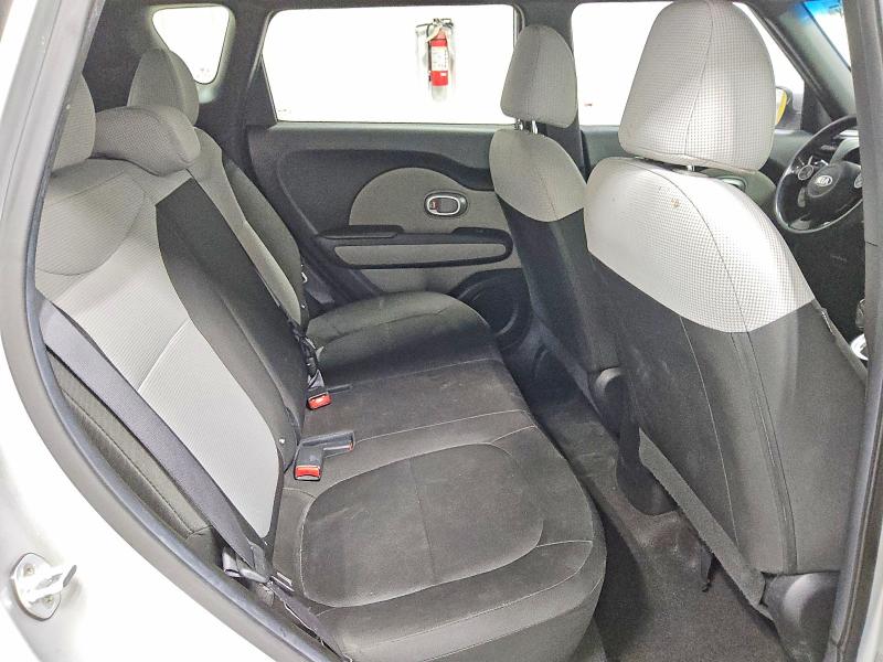 57248856 :رقم المزاد ، KNDJN2A2XJ7606562 vin ، 2018 Kia Soul مزاد بيع