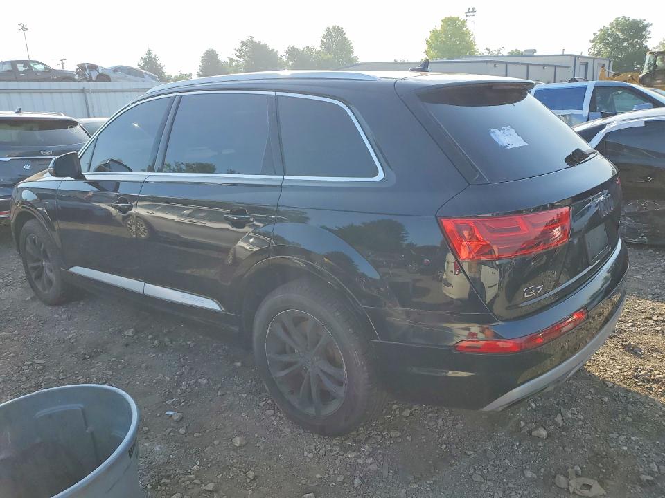 2017 Audi Q7 მანქანა იყიდება აუქციონზე, vin: WA1AAAF76HD005049, აუქციონის ნომერი: 56816676