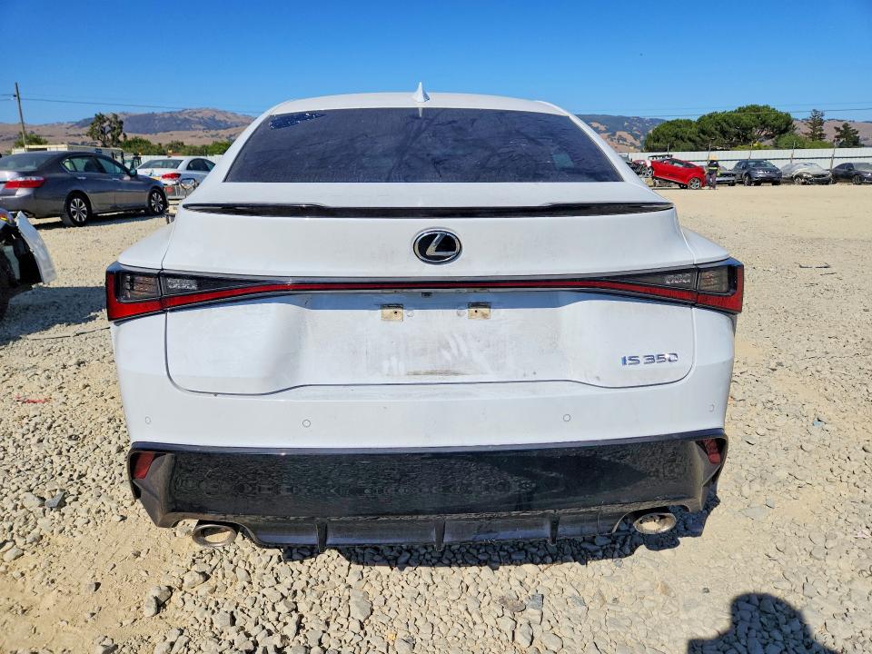 58236906 :رقم المزاد ، JTHGZ1B26N5052203 vin ، 2022 Lexus Is مزاد بيع