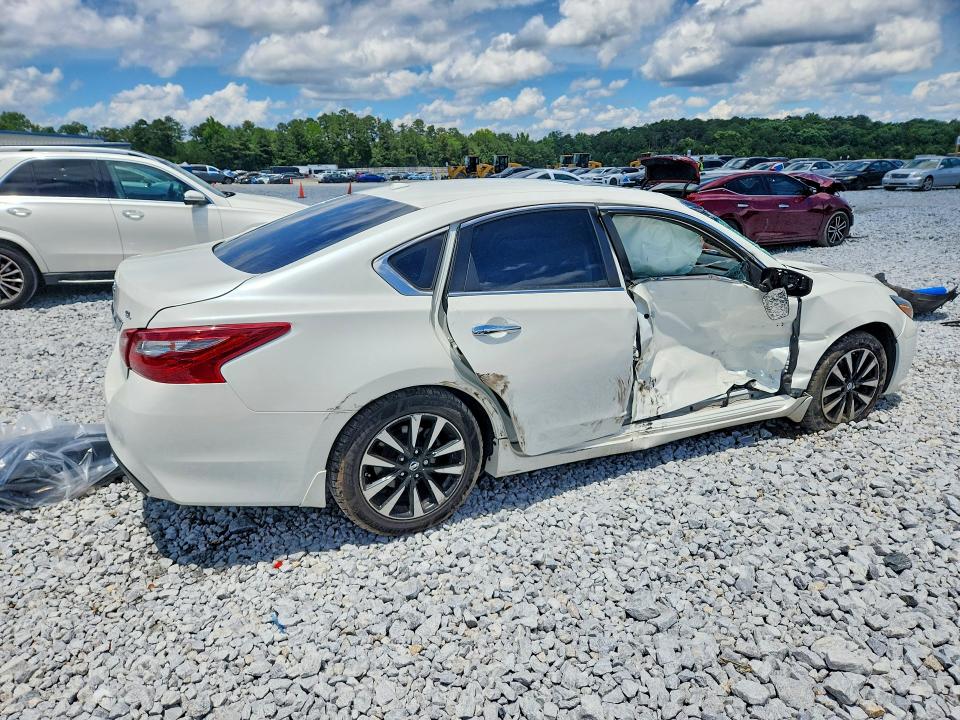 57745366 :رقم المزاد ، 1N4AL3AP8JC188636 vin ، 2018 Nissan Altima مزاد بيع