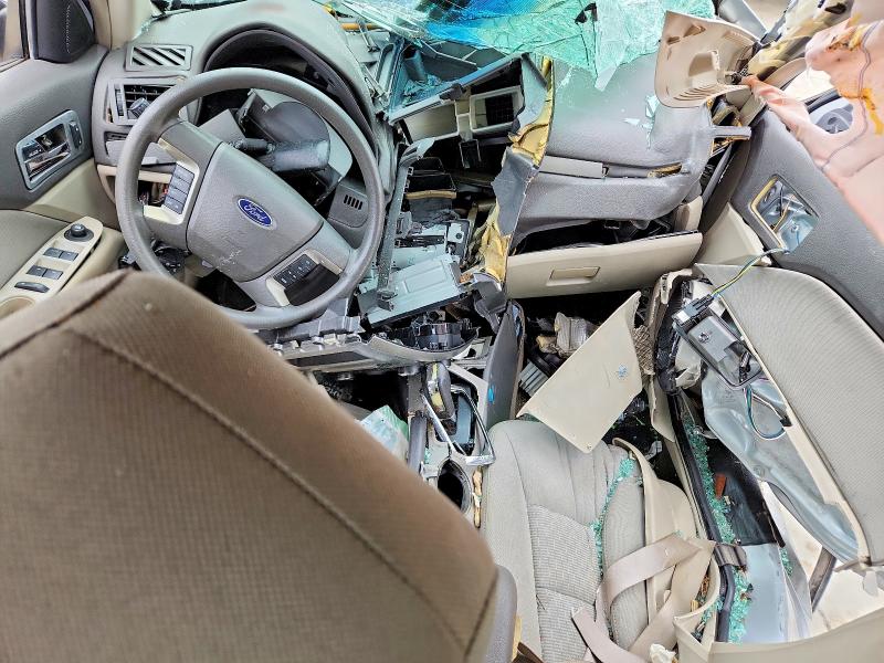 57486266 :رقم المزاد ، 3FAHP0HA8AR156290 vin ، 2010 Ford Fusion مزاد بيع