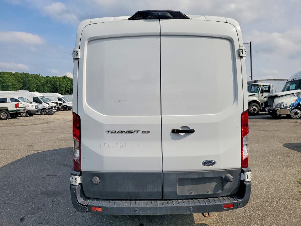 57210166 :رقم المزاد ، 1FTYE1C89LKA17335 vin ، 2020 Ford Transit مزاد بيع