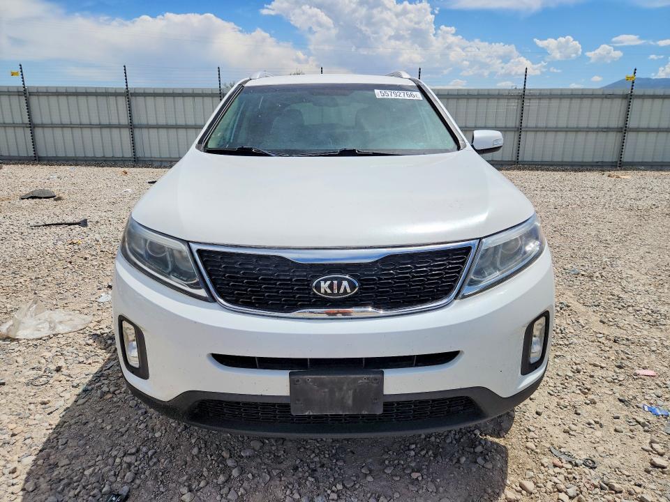 55792766 :رقم المزاد ، 5XYKTCA67FG597381 vin ، 2015 Kia Sorento مزاد بيع