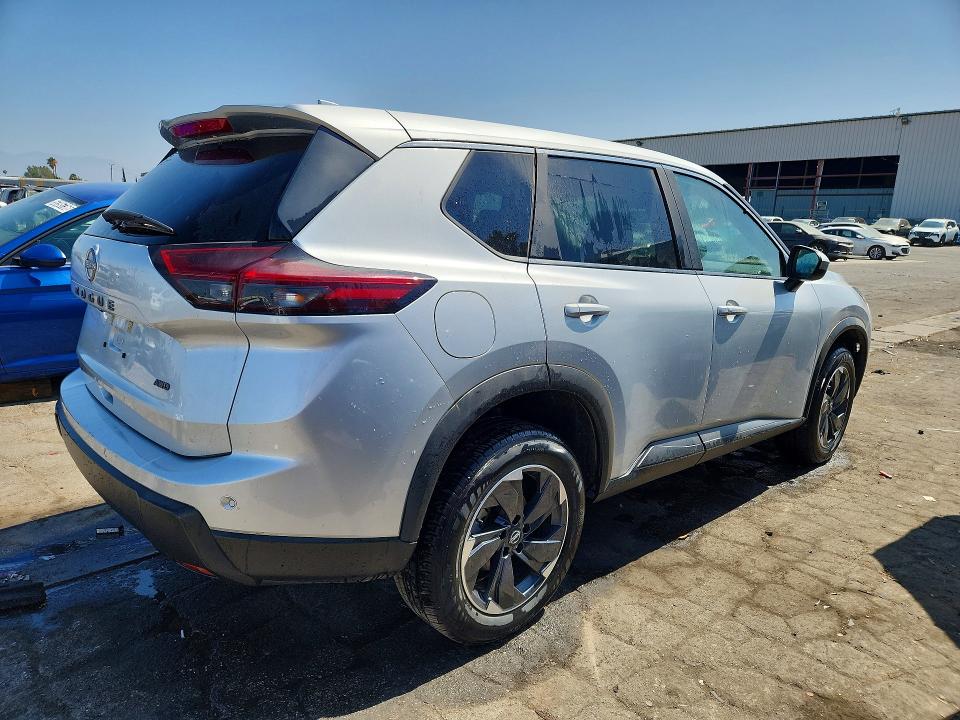 Продажа на аукционе авто 2025 Nissan Rogue, vin: 5N1BT3BB3SC829951, номер лота: 57434326