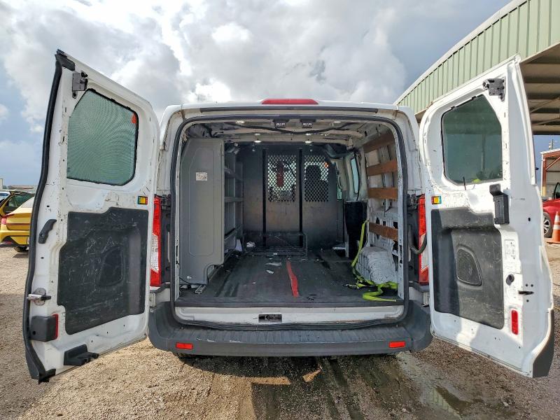 54101596 :رقم المزاد ، 1FTYR1ZM1JKB32226 vin ، 2018 Ford Transit مزاد بيع