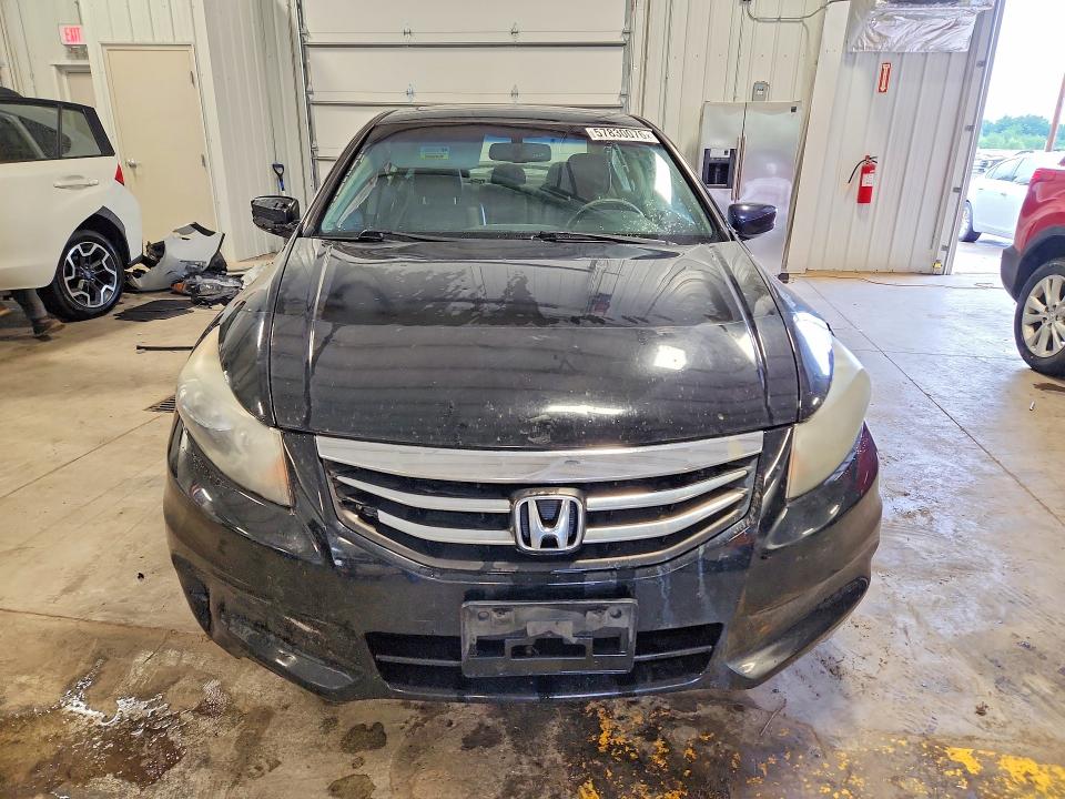 57830076 :رقم المزاد ، 1HGCP2F89CA104035 vin ، 2012 Honda Accord مزاد بيع