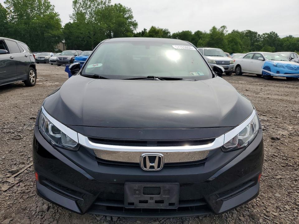 Aukcja sprzedaży 2018 Honda Civic, vin: 2HGFC2F56JH591529, numer aukcji: 57723056