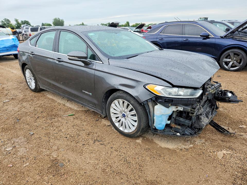 58560006 :رقم المزاد ، 3FA6P0LU3FR266874 vin ، 2015 Ford Fusion مزاد بيع