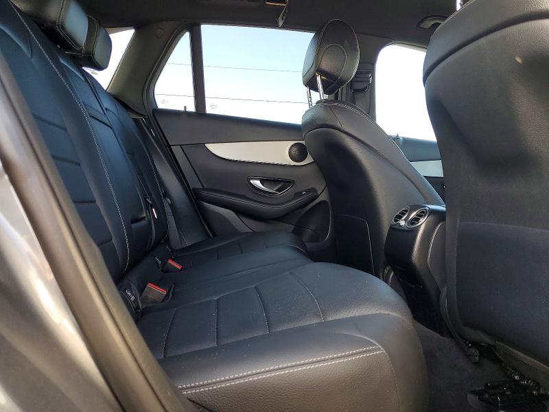 56832226 :رقم المزاد ، W1N0G8DB2NV350271 vin ، 2022 Mercedes-benz Glc مزاد بيع
