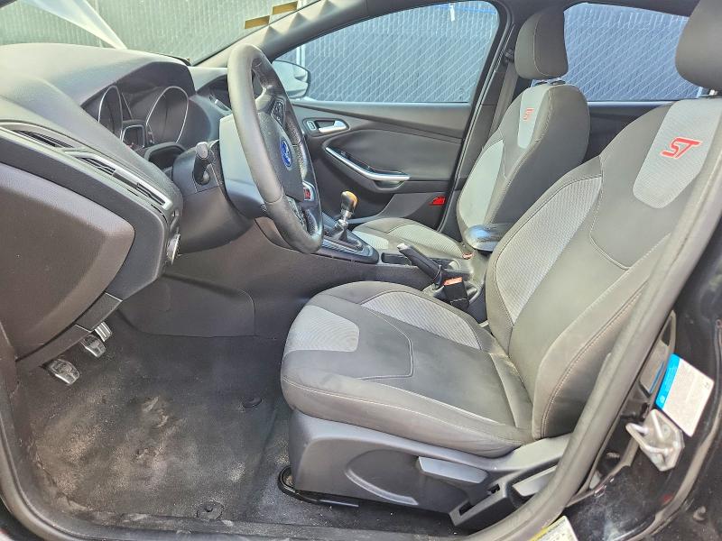 56986106 :رقم المزاد ، 1FADP3L94HL221447 vin ، 2017 Ford Focus مزاد بيع