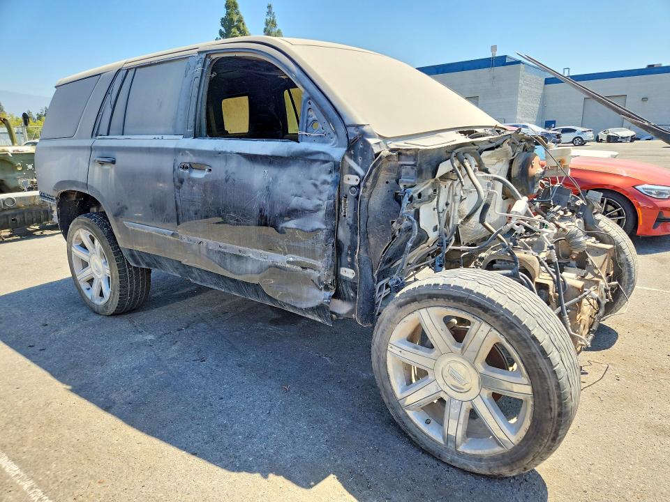 Продажа на аукционе авто 2017 Cadillac Escalade, vin: 1GYS4BKJ3HR199402, номер лота: 58392006