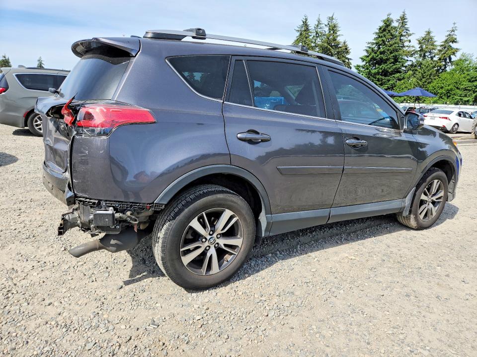 55748246 :رقم المزاد ، 2T3RFREV2HW684166 vin ، 2017 Toyota Rav4 مزاد بيع