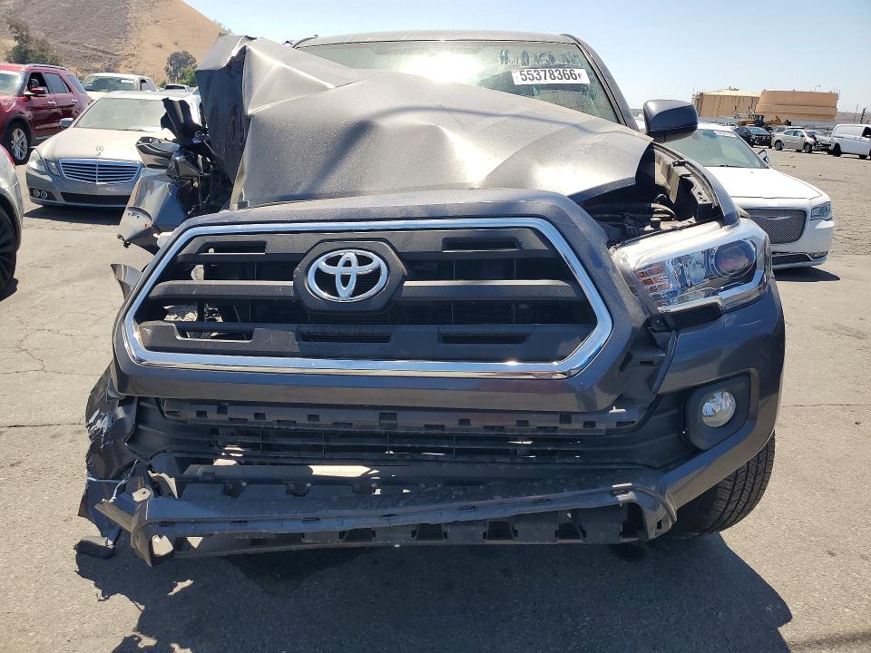 Продажа на аукционе авто 2017 Toyota Tacoma, vin: 3TMAZ5CNHM032499, номер лота: 55378366