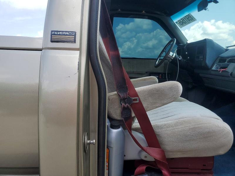 85611545 :رقم المزاد ، 1GCDC14K6NZ108314 vin ، 1992 Chevrolet Gmt-400 مزاد بيع
