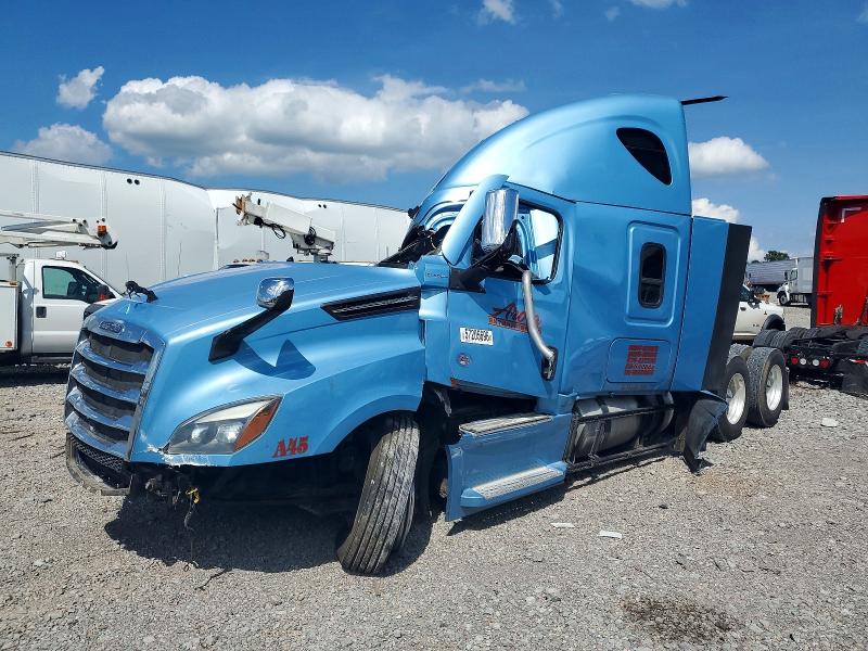 57205696 :رقم المزاد ، 3AKJHHDRXNSNC5070 vin ، 2022 Freightliner Cascadia 125 مزاد بيع