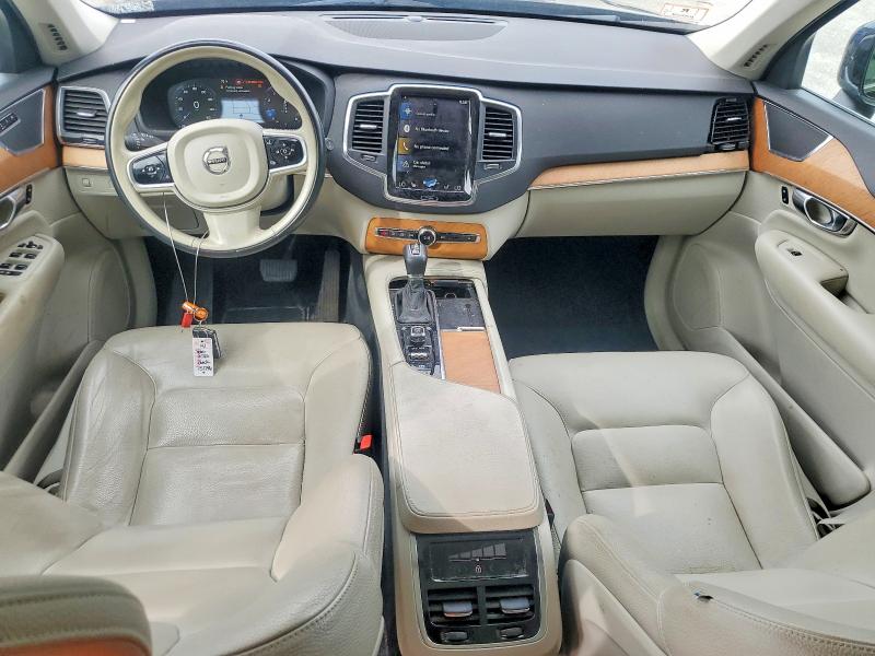 58371546 :رقم المزاد ، YV4A22PK8M1751796 vin ، 2021 Volvo Xc90 مزاد بيع