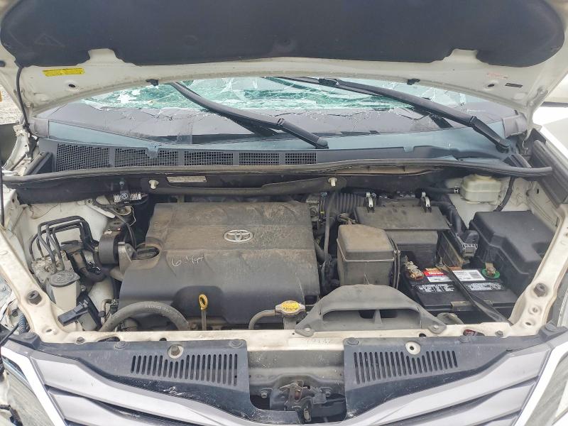 56449366 :رقم المزاد ، 5TDYK3DCXFS570497 vin ، 2015 Toyota Sienna مزاد بيع
