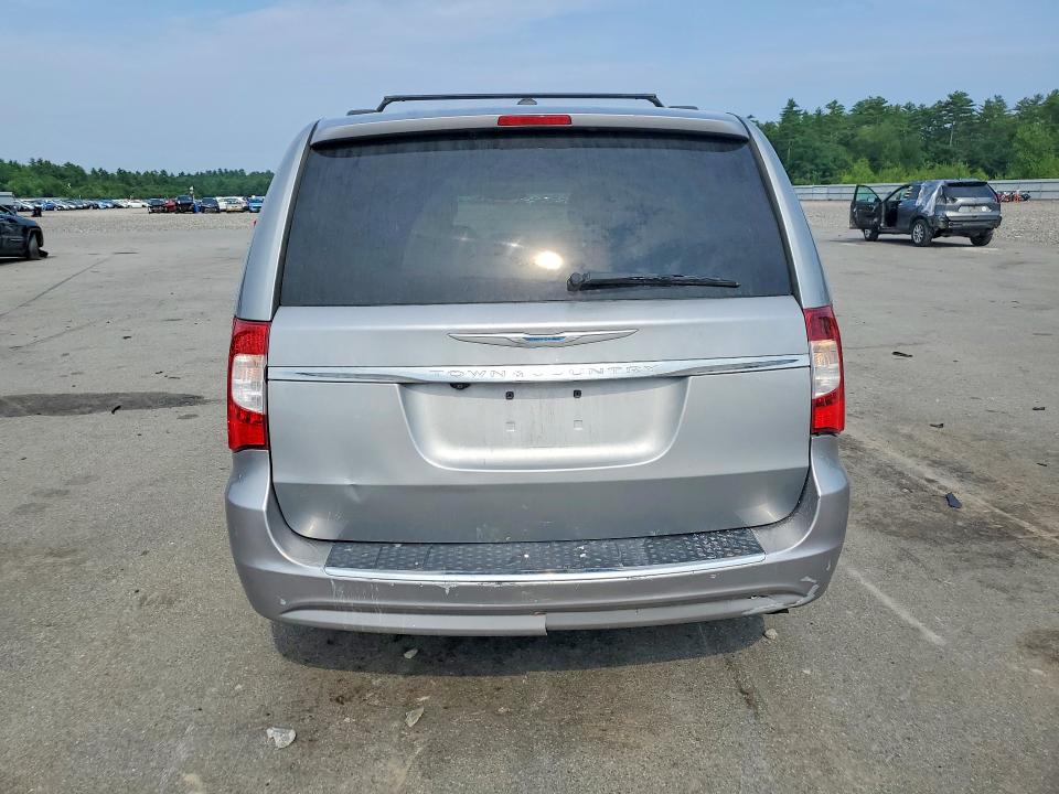 2015 Chrysler Town & Country მანქანა იყიდება აუქციონზე, vin: 2C4RC1BG8FR582832, აუქციონის ნომერი: 59645206