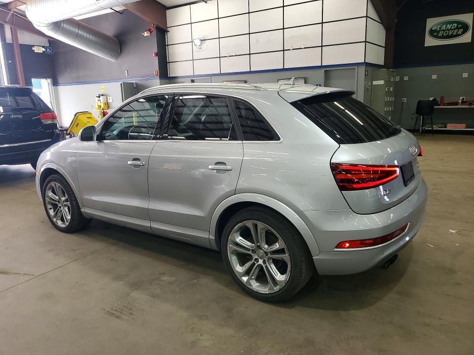 58329786 :رقم المزاد ، WA1GFCFSXFR010766 vin ، 2015 Audi Q3 مزاد بيع