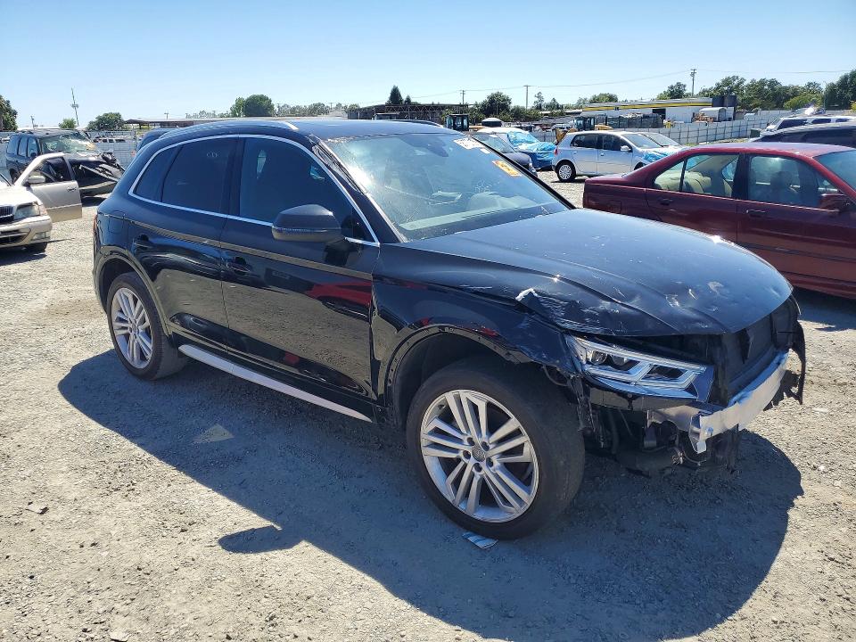 58770106 :رقم المزاد ، WA1BNAFY8J2206793 vin ، 2018 Audi Q5 مزاد بيع