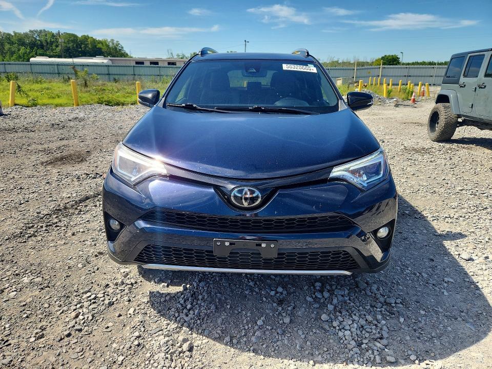 56320686 :رقم المزاد ، JTMNFREV0JD123112 vin ، 2018 Toyota Rav4 مزاد بيع