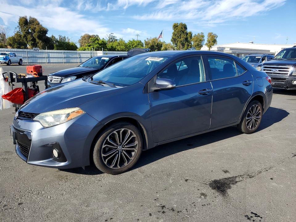 55886356 :رقم المزاد ، 5YFBURHEXGP464821 vin ، 2016 Toyota Corolla مزاد بيع