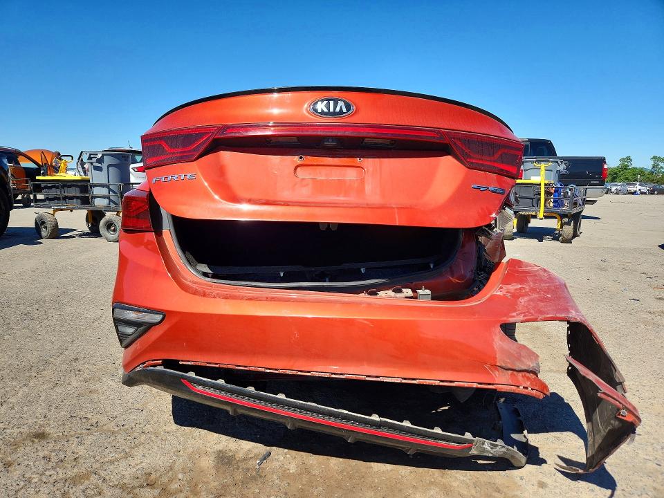 55946216 :رقم المزاد ، 3KPF34AD0LE169344 vin ، 2020 Kia Forte مزاد بيع