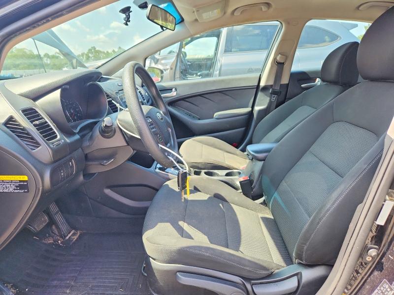 59349566 :رقم المزاد ، 3KPFK4A7XJE229821 vin ، 2018 Kia Forte مزاد بيع