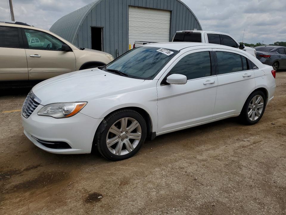 56227136 :رقم المزاد ، 1C3CCBAB6EN140861 vin ، 2014 Chrysler 200 مزاد بيع