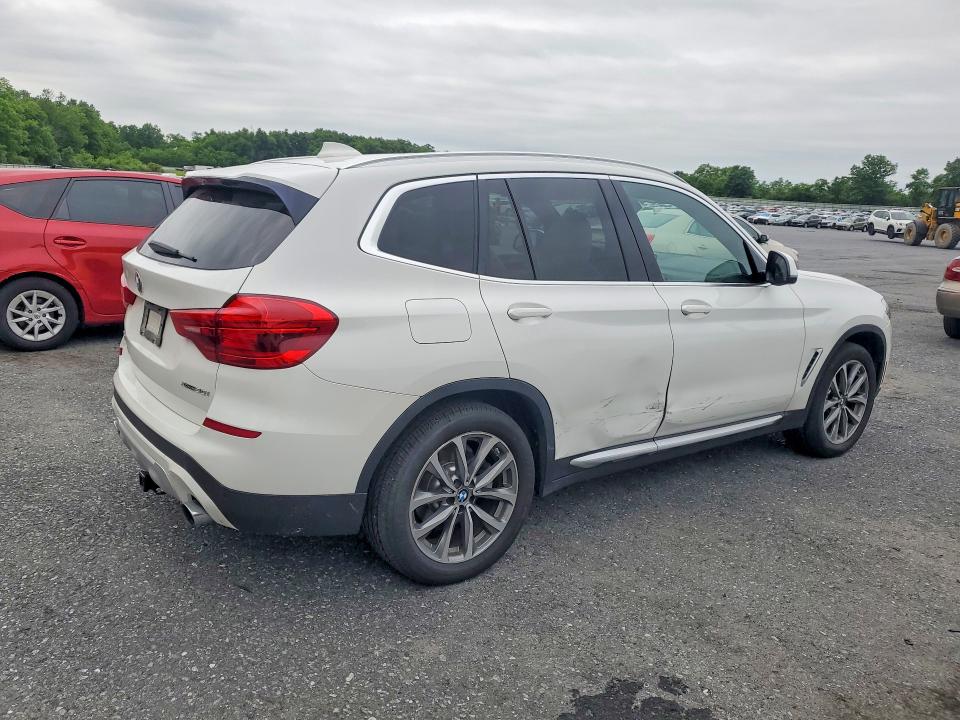 56460016 :رقم المزاد ، 5UXTR9C53JLD68883 vin ، 2018 Bmw X3 مزاد بيع