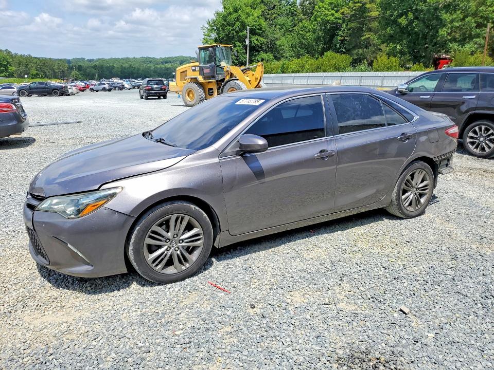 Aukcja sprzedaży 2015 Toyota Camry, vin: 4T1BF1FKXFU074464, numer aukcji: 57742786