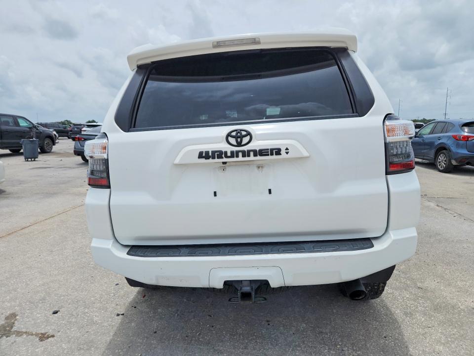 Продажа на аукционе авто 2023 Toyota 4runner, vin: JTENU5JR1P6181083, номер лота: 57502616