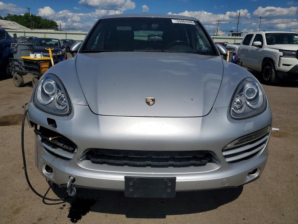 55084486 :رقم المزاد ، WP1AF2A2XDLA39924 vin ، 2013 Porsche Cayenne مزاد بيع