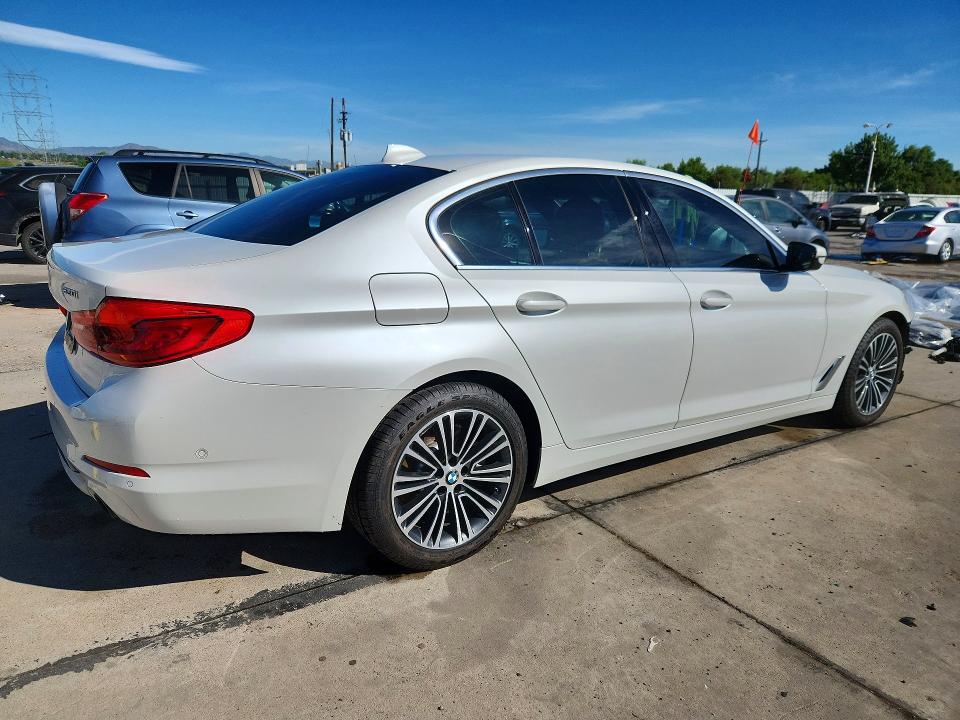 2019 Bmw 530 მანქანა იყიდება აუქციონზე, vin: WBAJA5C50KG900930, აუქციონის ნომერი: 56185836