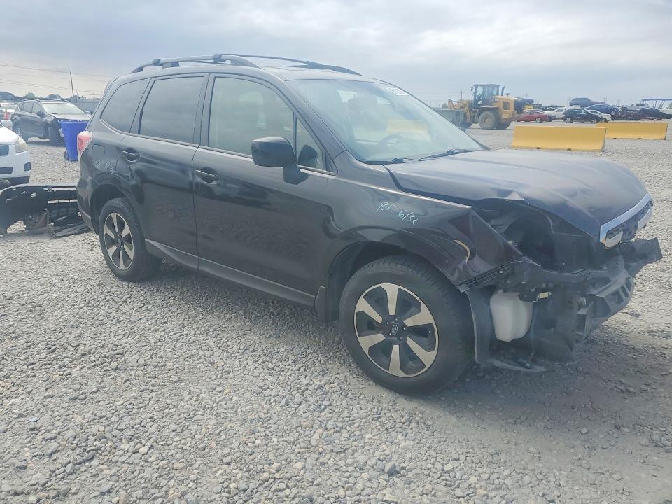 Продаж на аукціоні авто 2017 Subaru Forester, vin: JF2SJAEC6HH530812, номер лоту: 56125316
