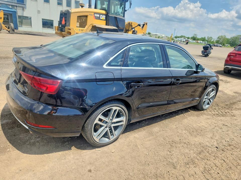 Продажа на аукционе авто 2017 Audi A3, vin: WAUE8GFF5H1023540, номер лота: 56655946