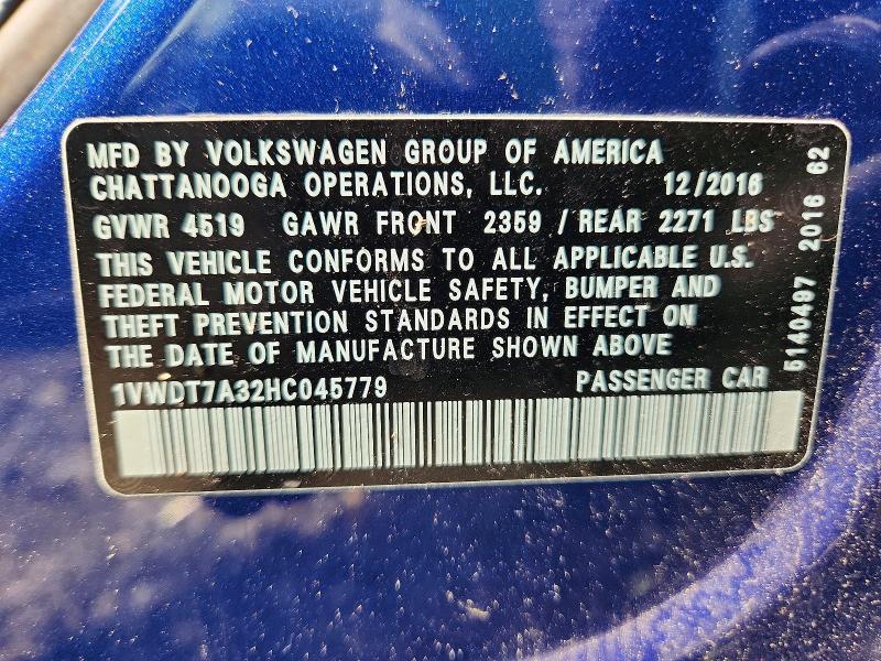 56282886 :رقم المزاد ، 1VWDT7A32HC045779 vin ، 2017 Volkswagen Passat مزاد بيع