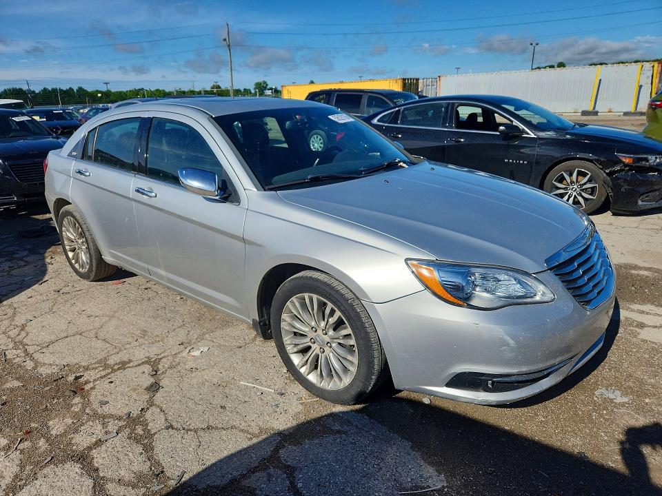 Продаж на аукціоні авто 2012 Chrysler 200, vin: 1C3CCBCB7CN181266, номер лоту: 56528166