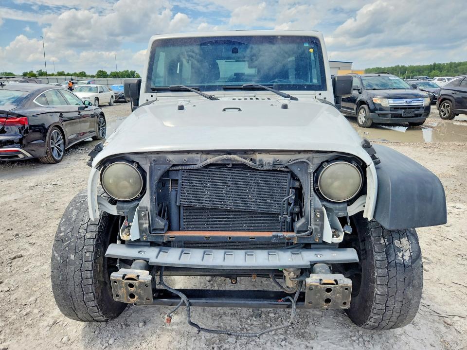 Продажа на аукционе авто 2015 Jeep Wrangler Unlimited, vin: 1C4BJWDG2FL721797, номер лота: 56809956