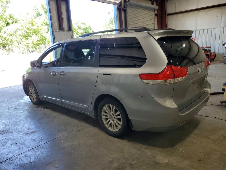 Продажа на аукционе авто 2013 Toyota Sienna, vin: 5TDYK3DC2DS381629, номер лота: 56296506