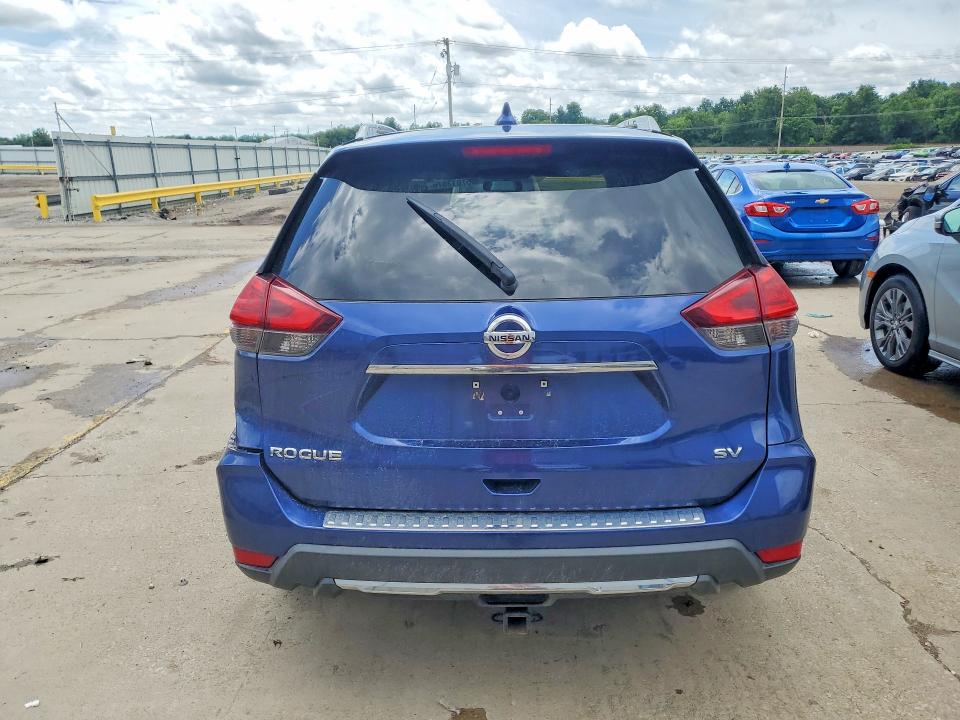 Продаж на аукціоні авто 2017 Nissan Rogue, vin: 5N1AT2MT9HC887387, номер лоту: 57013576