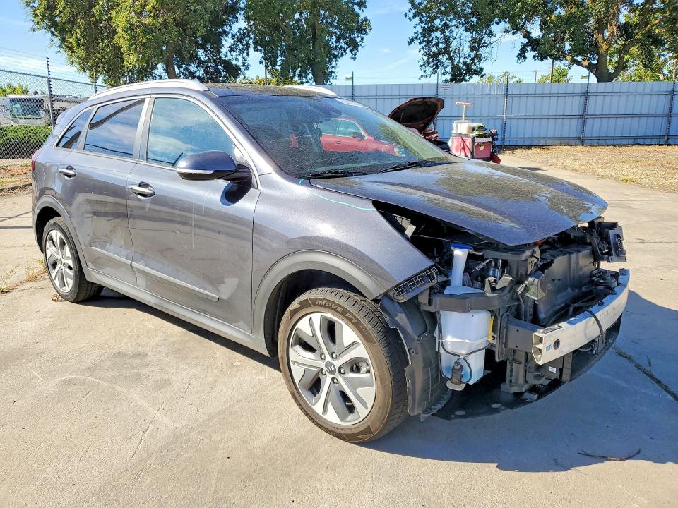56670056 :رقم المزاد ، KNDCE3LG4K5026549 vin ، 2019 Kia Niro مزاد بيع