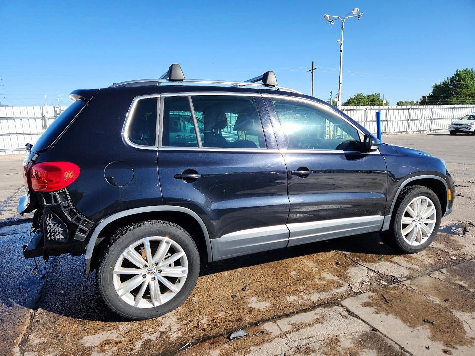 2012 Volkswagen Tiguan მანქანა იყიდება აუქციონზე, vin: WVGBV7AX9CW547683, აუქციონის ნომერი: 55723046