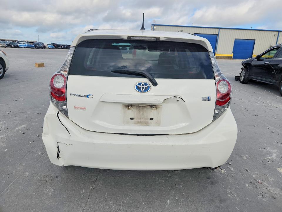 56678526 :رقم المزاد ، JTDKDTB31C1010458 vin ، 2012 Toyota Prius C مزاد بيع