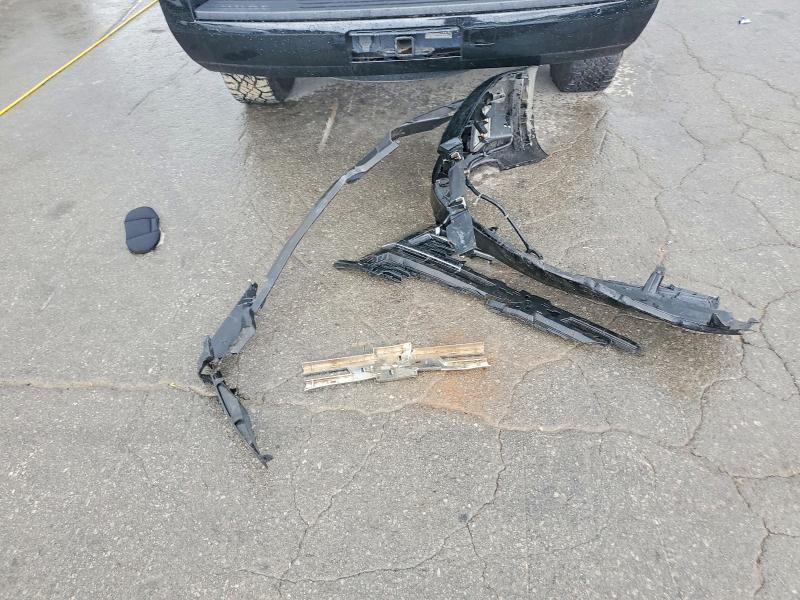 57630466 :رقم المزاد ، 1GNSKBKC6HR372415 vin ، 2017 Chevrolet Tahoe مزاد بيع