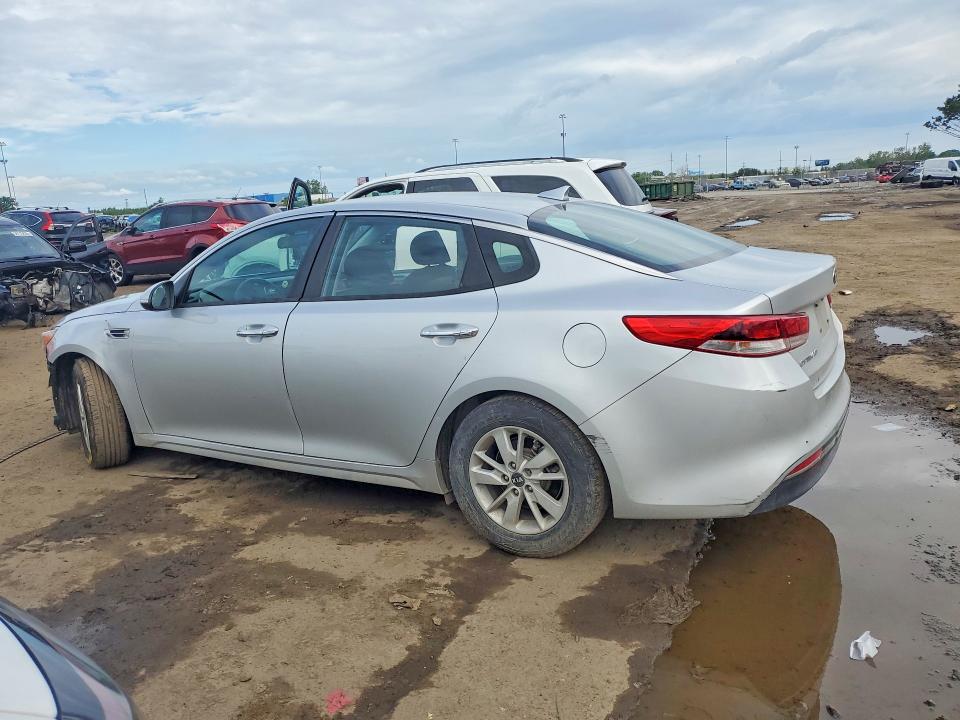 2016 Kia Optima მანქანა იყიდება აუქციონზე, vin: KNAGT4L30G5119812, აუქციონის ნომერი: 57046406